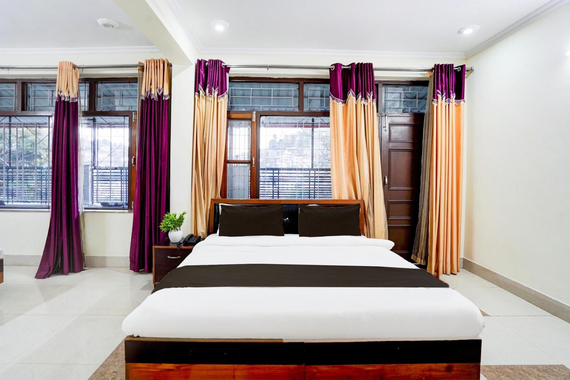 Super Townhouse Mall Road Near Library Chowk Mussoorie Exterior foto