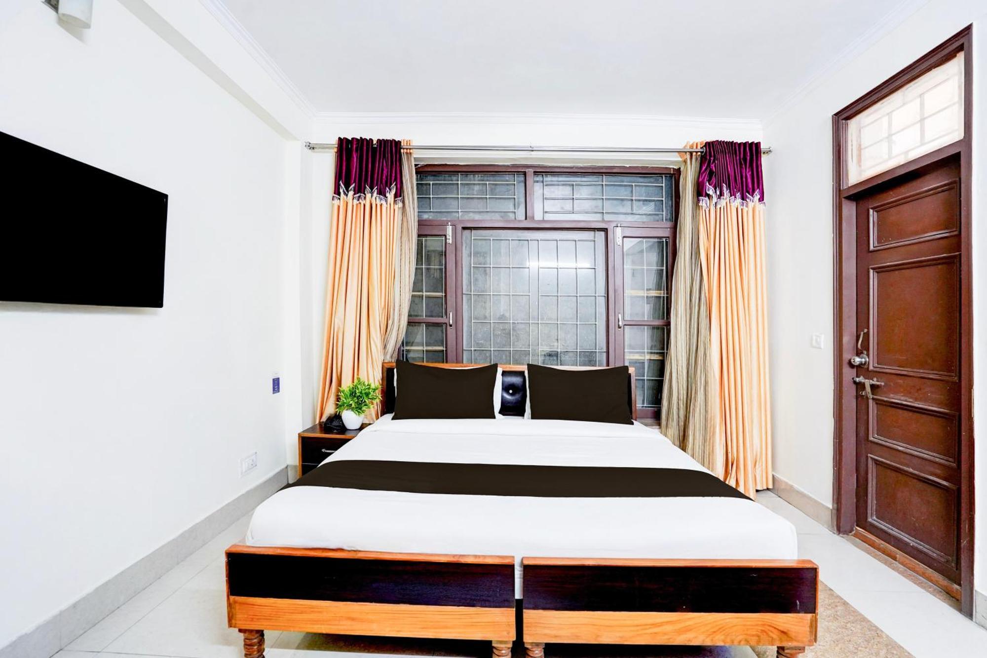 Super Townhouse Mall Road Near Library Chowk Mussoorie Exterior foto